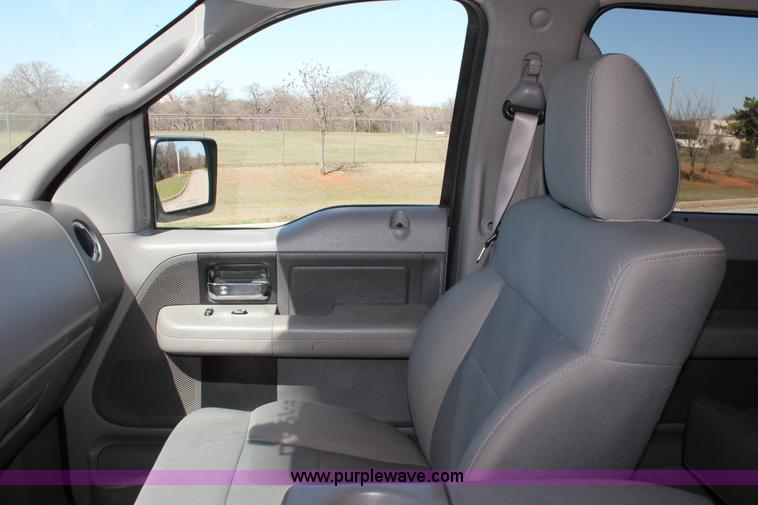 image for item AO9417 2007 Ford F150 XLT Crew Cab pickup truck