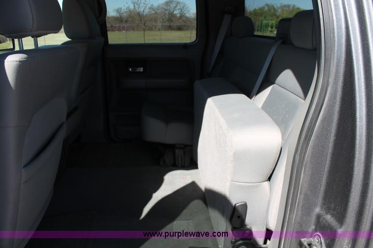 image for item AO9417 2007 Ford F150 XLT Crew Cab pickup truck