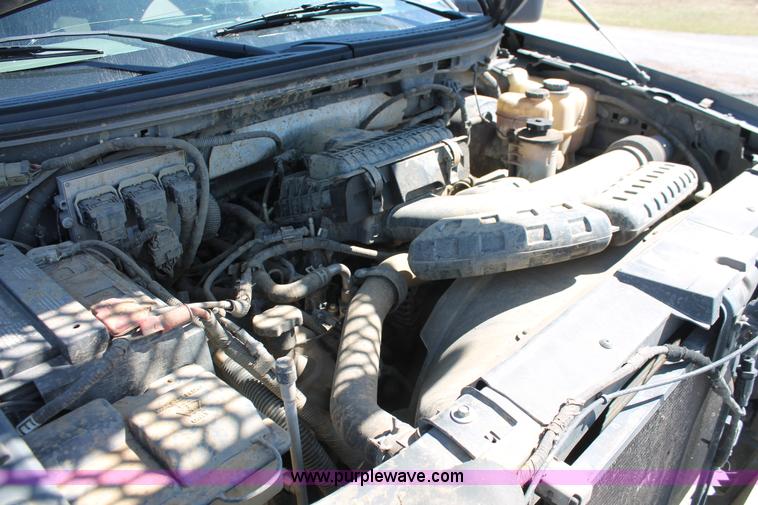 image for item AO9417 2007 Ford F150 XLT Crew Cab pickup truck