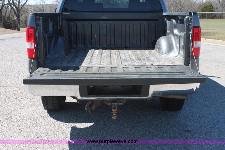 image for item AO9417 2007 Ford F150 XLT Crew Cab pickup truck