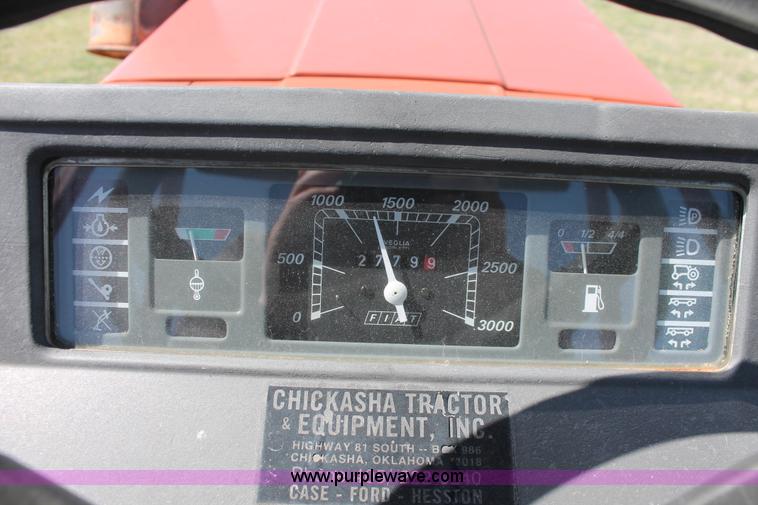 image for item AQ9710 Fiat Hesston 566 tractor