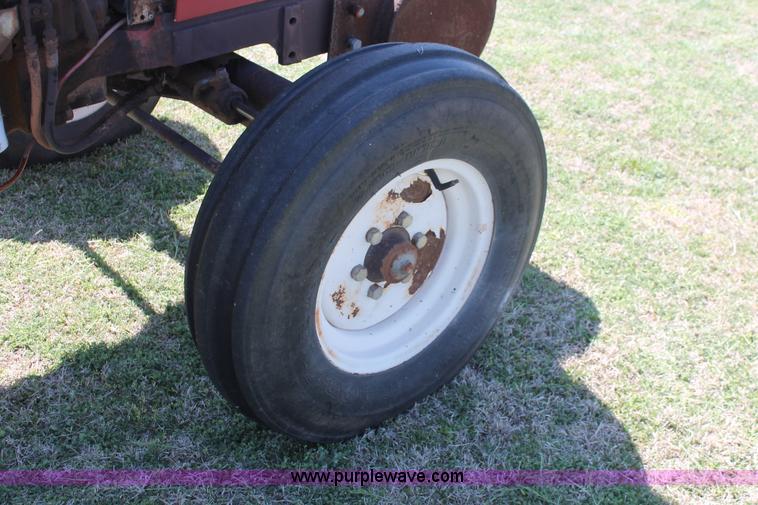 image for item AQ9710 Fiat Hesston 566 tractor