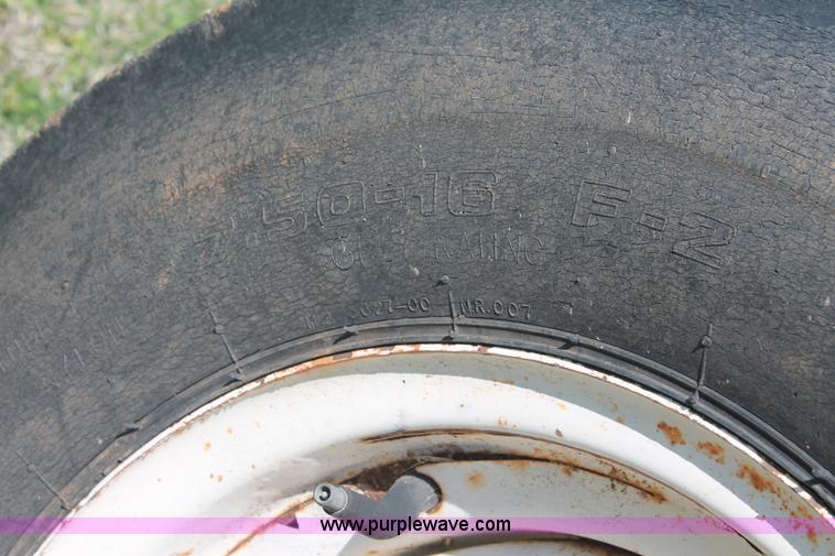 image for item AQ9710 Fiat Hesston 566 tractor