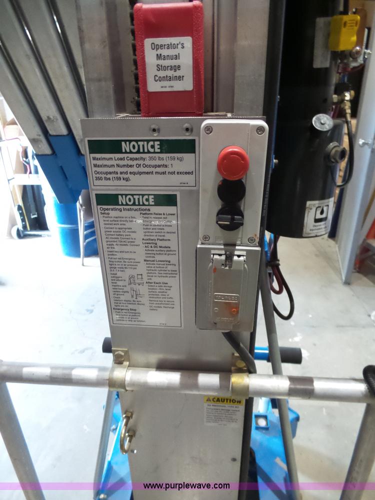 image for item AR9461 1998 Genie AWP-305 vertical lift