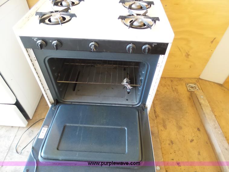 image for item AR9464 Assorted appliances