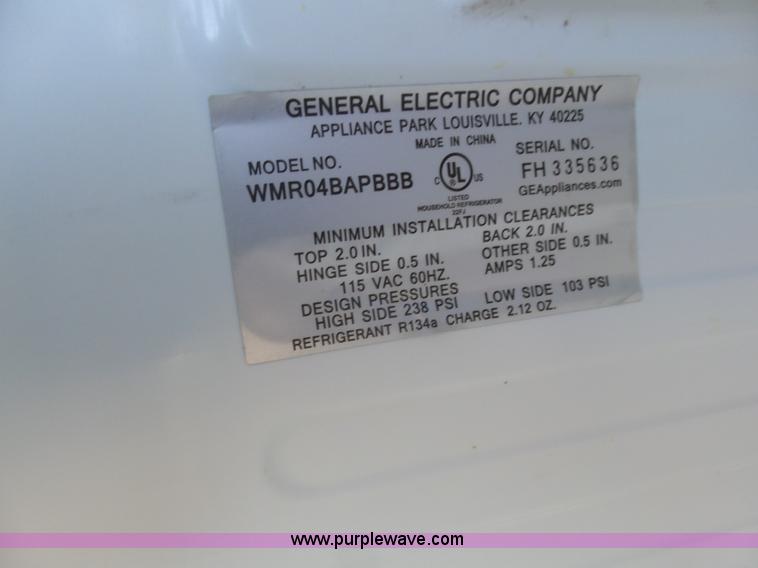 image for item AR9465 Assorted appliances