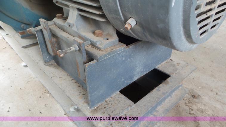 image for item AV9810 Electric motor with blower