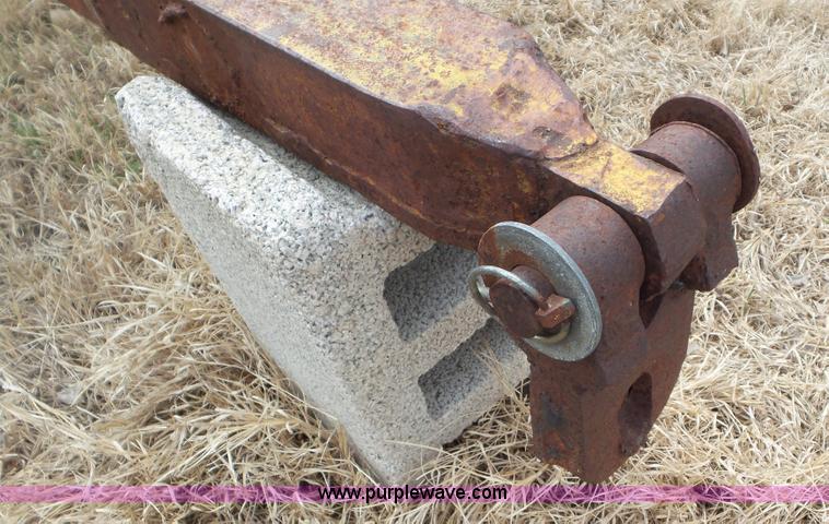 image for item AV9812 Chisel