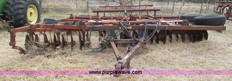 image for item AV9813 Sunflower disk