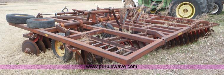 image for item AV9813 Sunflower disk