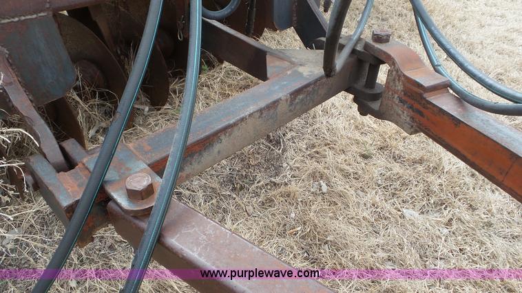 image for item AV9813 Sunflower disk