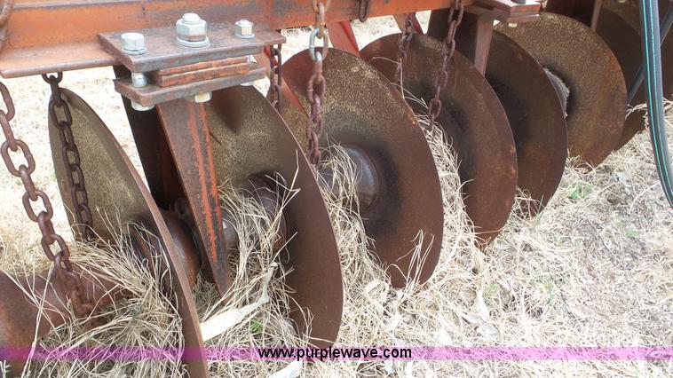 image for item AV9813 Sunflower disk