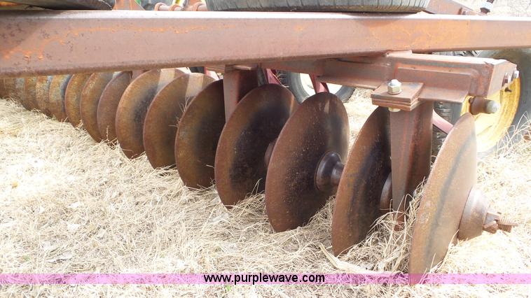 image for item AV9813 Sunflower disk