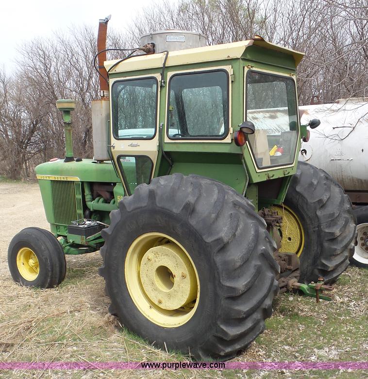 image for item AV9814 John Deere 5020 tractor