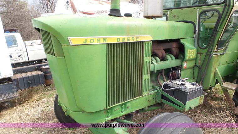 image for item AV9814 John Deere 5020 tractor