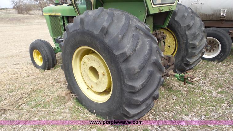 image for item AV9814 John Deere 5020 tractor