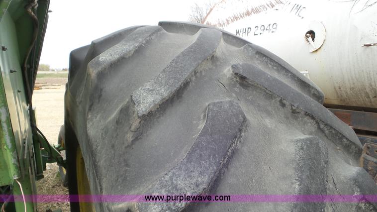 image for item AV9814 John Deere 5020 tractor