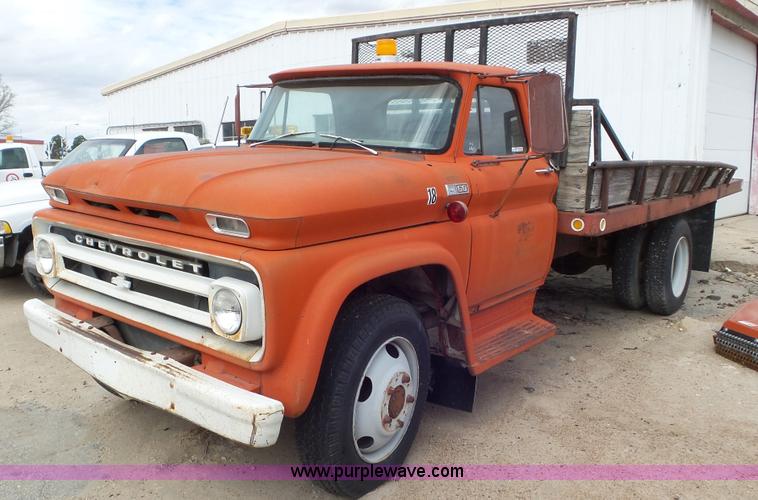 image for item AV9824 1965 Chevrolet C60 dump flatbed truck