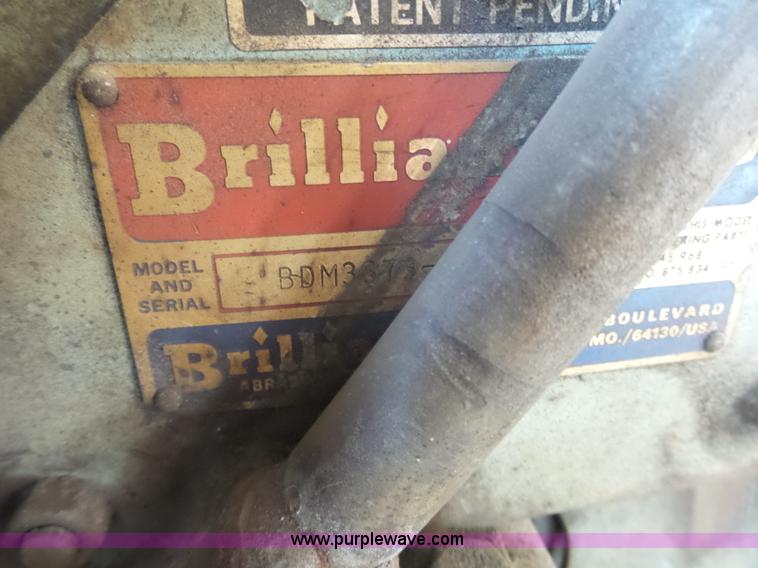 image for item BE9875 Brilliant metal cut-off saw