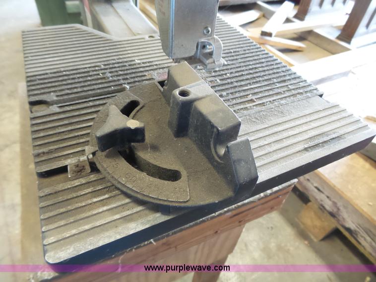 image for item BE9876 1985 Duracraft bandsaw