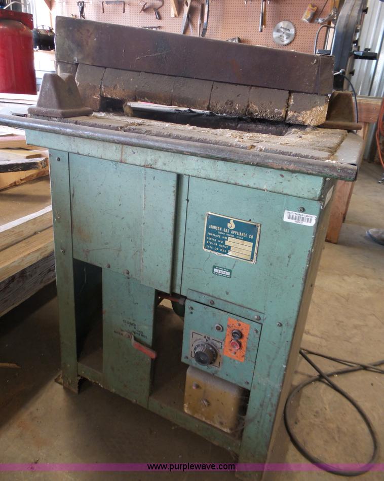 image for item BE9877 Johnson gas forge heater