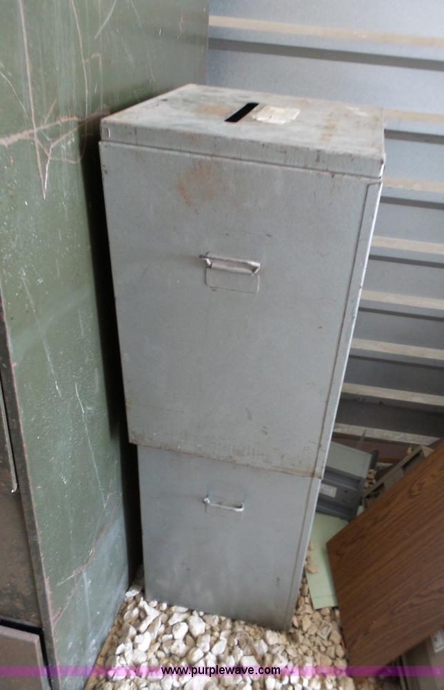 image for item BE9896 Assorted equipment