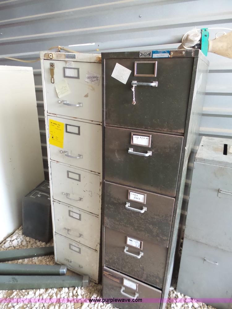 image for item BE9896 Assorted equipment