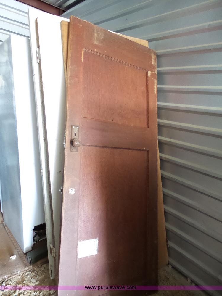 image for item BE9896 Assorted equipment