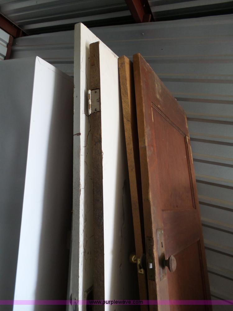 image for item BE9896 Assorted equipment