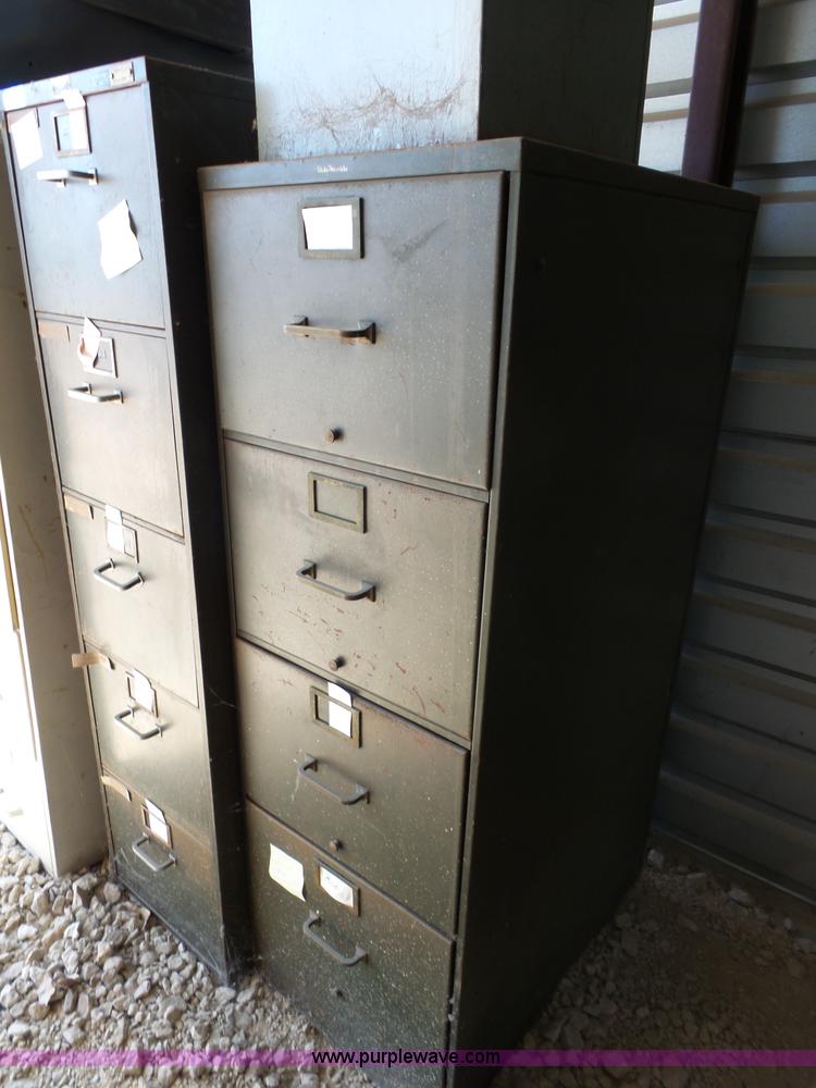 image for item BE9896 Assorted equipment