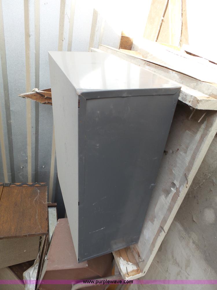 image for item BE9896 Assorted equipment