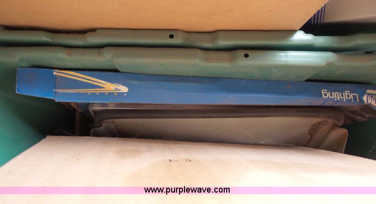 image for item BF9009 Assorted parts