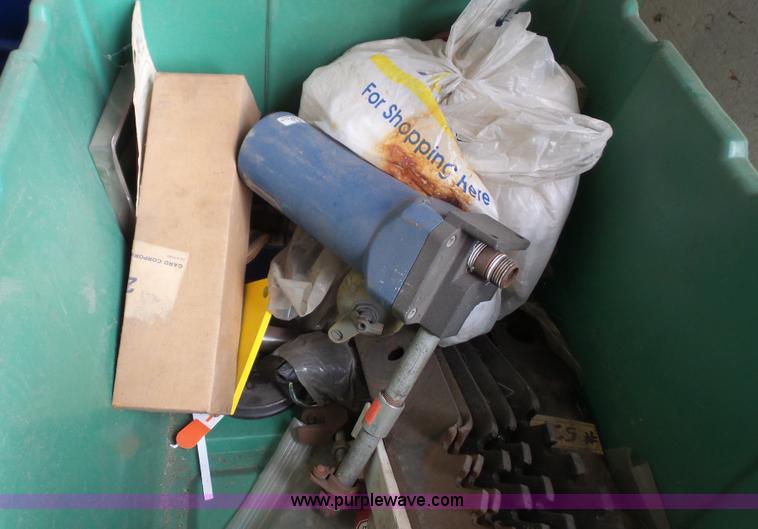 image for item BF9009 Assorted parts