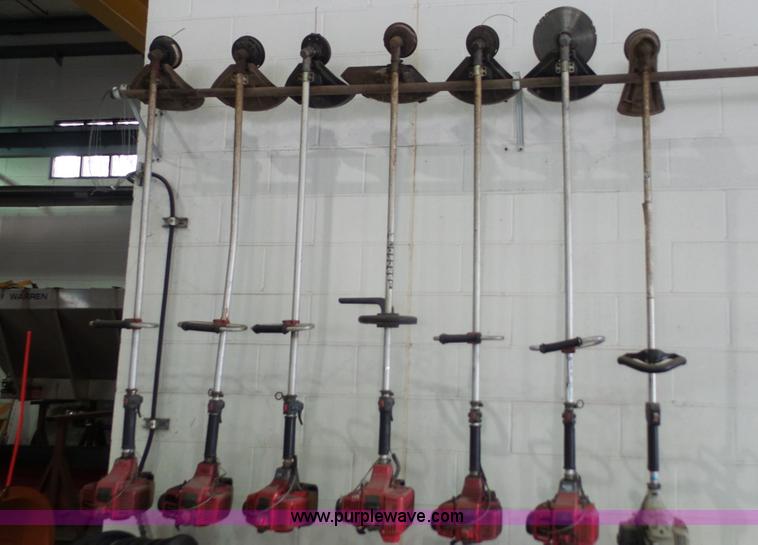 image for item BF9011 (7) string trimmers