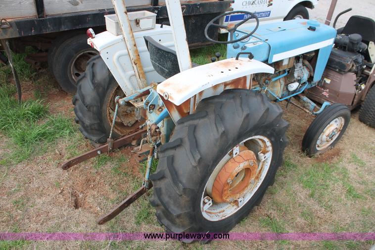 image for item BK9001 1975 Ford 1000 tractor