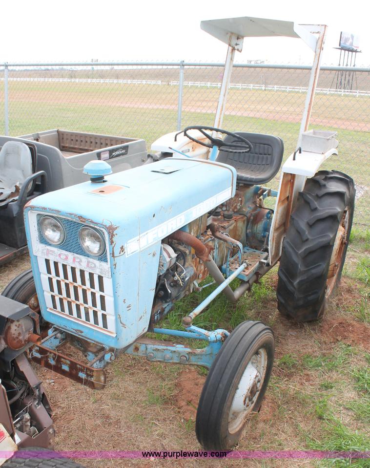 image for item BK9001 1975 Ford 1000 tractor