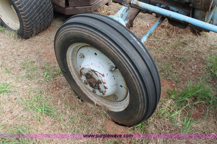 image for item BK9001 1975 Ford 1000 tractor