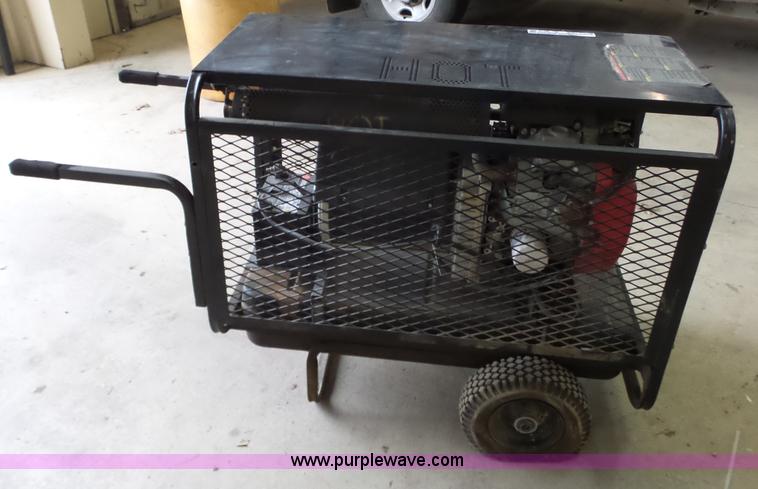 image for item BL9615 1999 Master 10000A generator