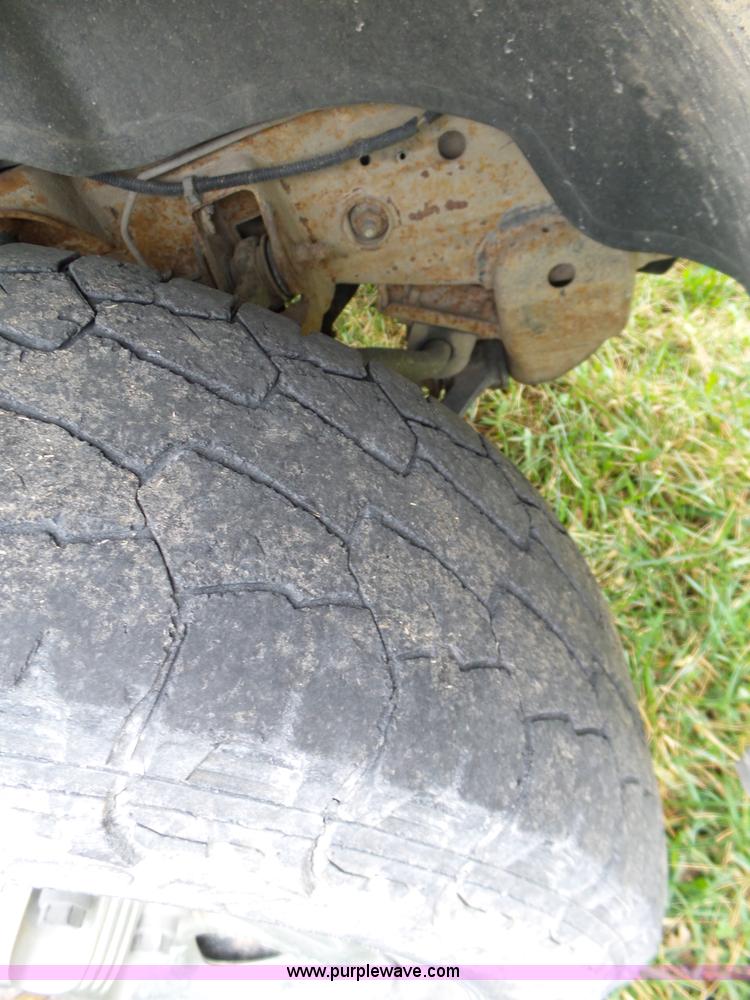 image for item BL9616 2000 Chevrolet Silverado 1500 Ext. Cab pickup truck