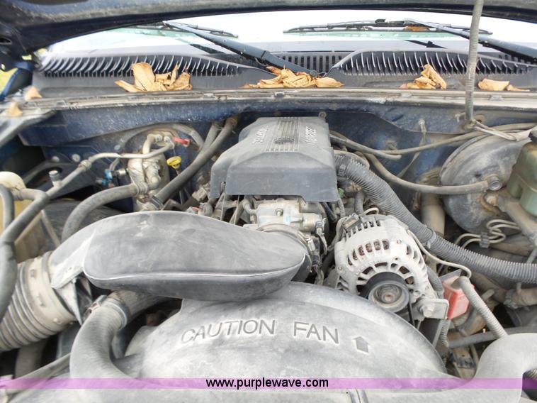 image for item BL9616 2000 Chevrolet Silverado 1500 Ext. Cab pickup truck