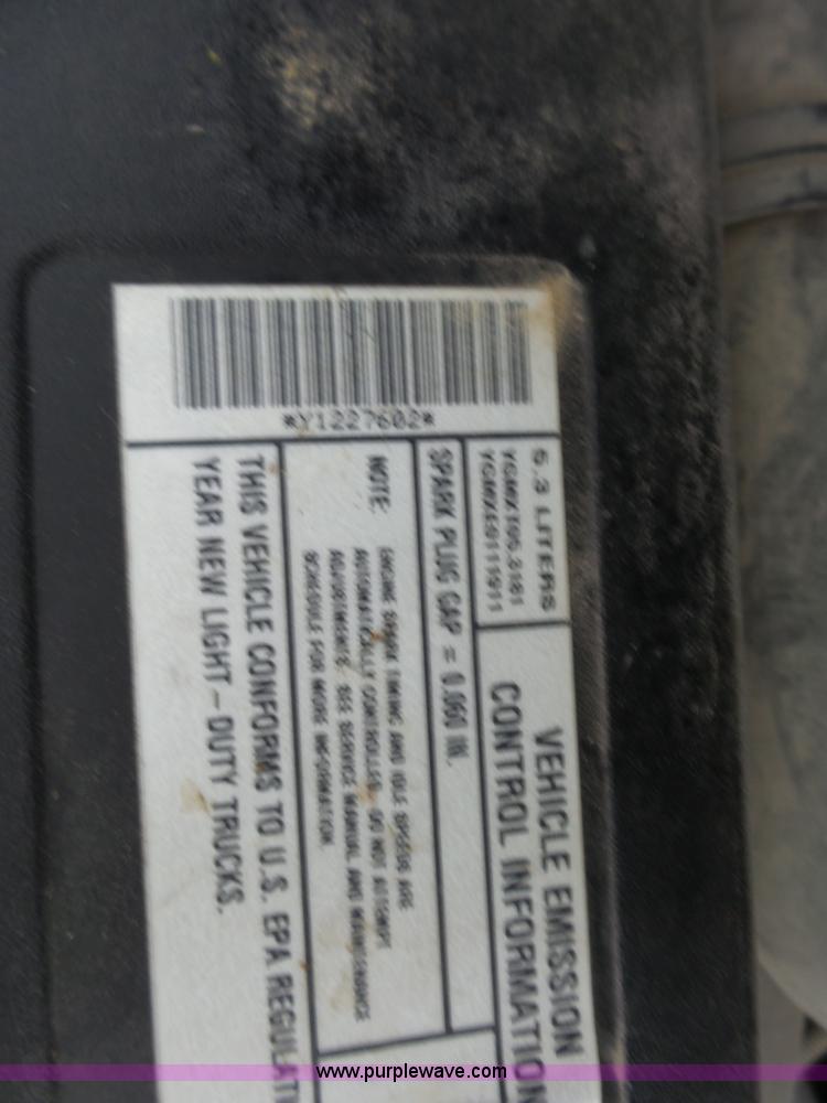 image for item BL9616 2000 Chevrolet Silverado 1500 Ext. Cab pickup truck