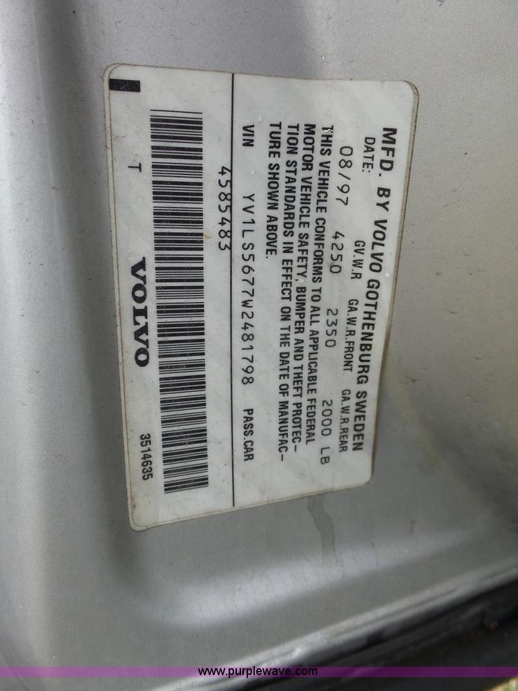 image for item BL9617 1998 Volvo S70 GLT