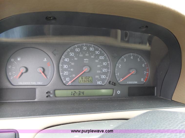 image for item BL9617 1998 Volvo S70 GLT