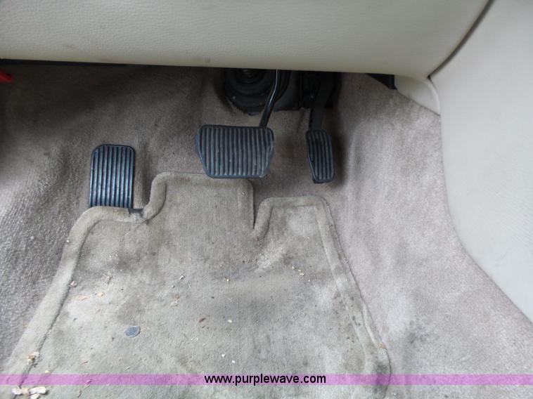 image for item BL9617 1998 Volvo S70 GLT