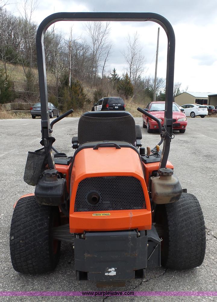 image for item BT9253 Kubota ZD331 riding mower