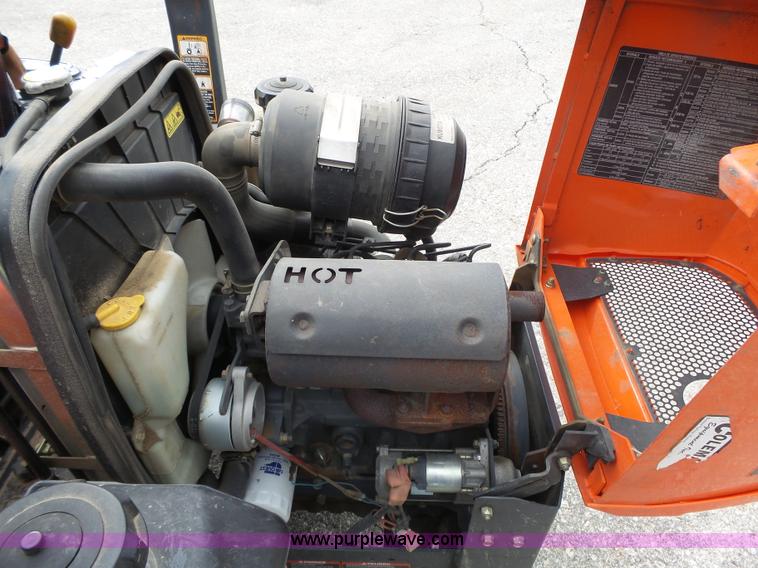 image for item BT9253 Kubota ZD331 riding mower