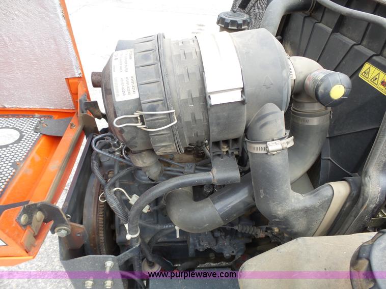 image for item BT9253 Kubota ZD331 riding mower