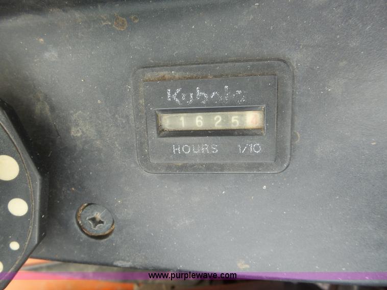 image for item BT9253 Kubota ZD331 riding mower