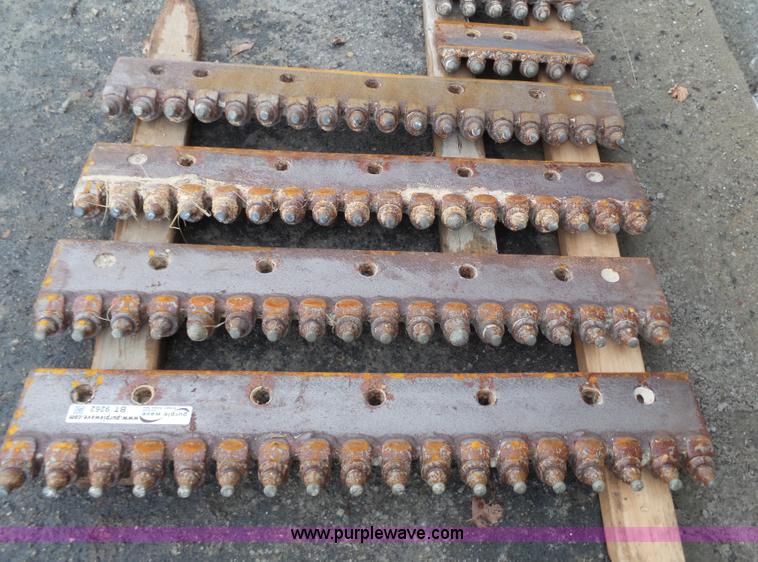 image for item BT9262 (6) motor grader tiger teeth plates