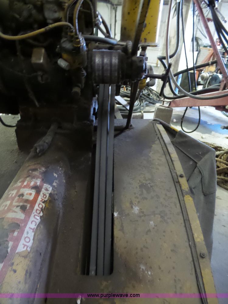 image for item BT9361 Vermeer 6 stump grinder